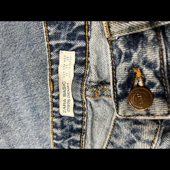Z1975 RIPPED TURNED UP CUFF JEANS - Picture 4 of 5